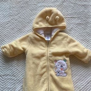 Absorba yellow zip up super warm hooded bunting suit 3-6 months unisex